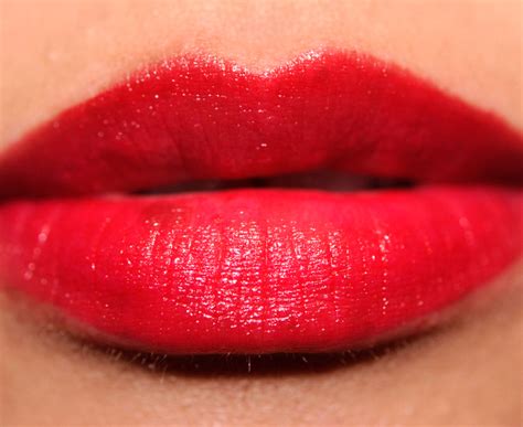 Clinique Mightiest Maraschino Chubby Stick Intense Review.